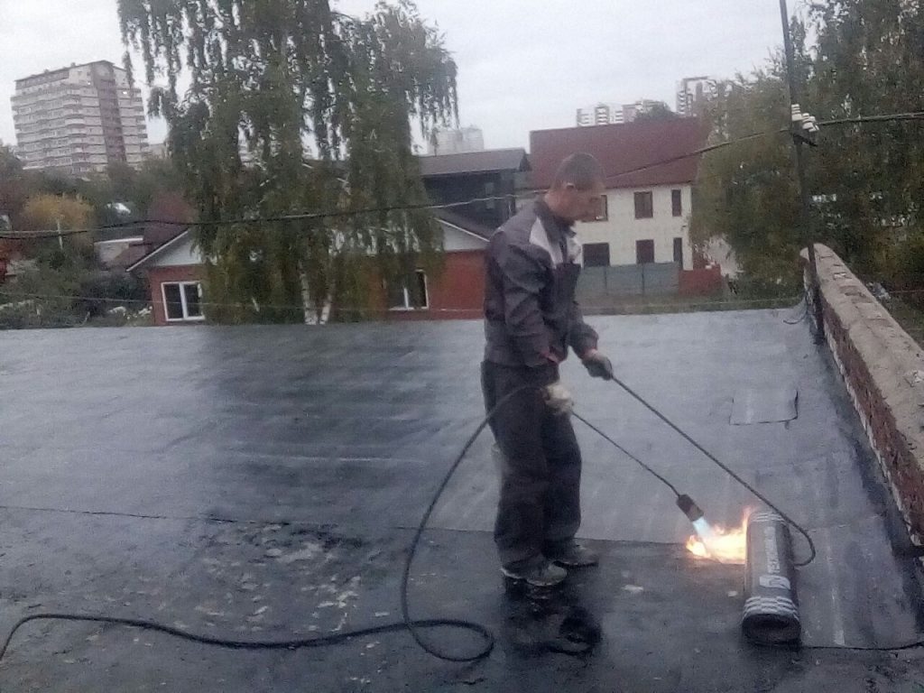 Устранение протечек кровли